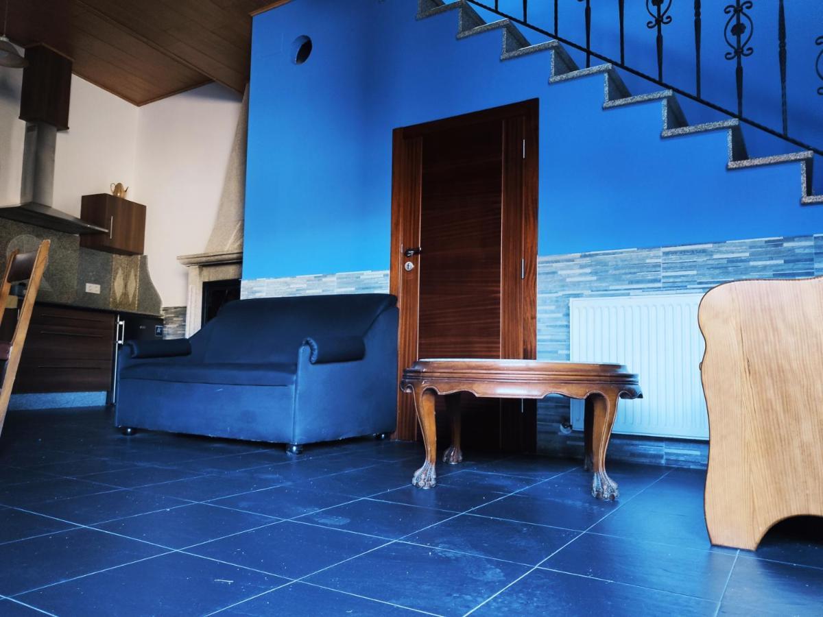 Albergue O Logoso Campelo ภายนอก รูปภาพ