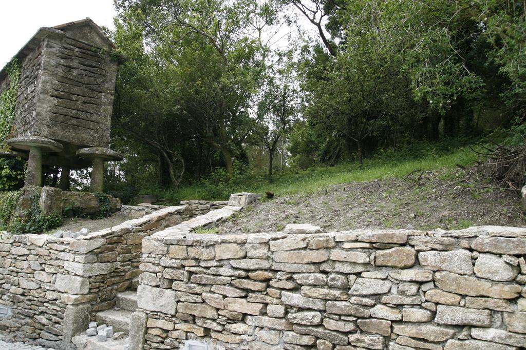 Albergue O Logoso Campelo ภายนอก รูปภาพ